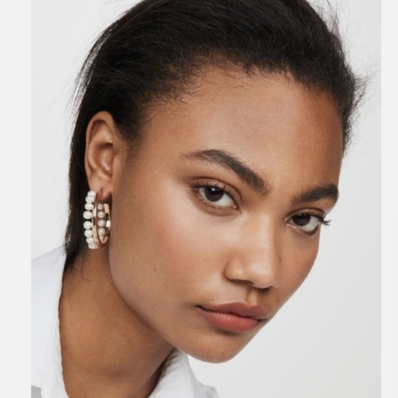 Pearl Fringe - Tory Burch Gold White Hoop Earrings💛 - Picture 3 of 12